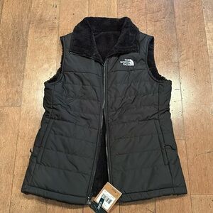 The North Face Women’s Large NWT